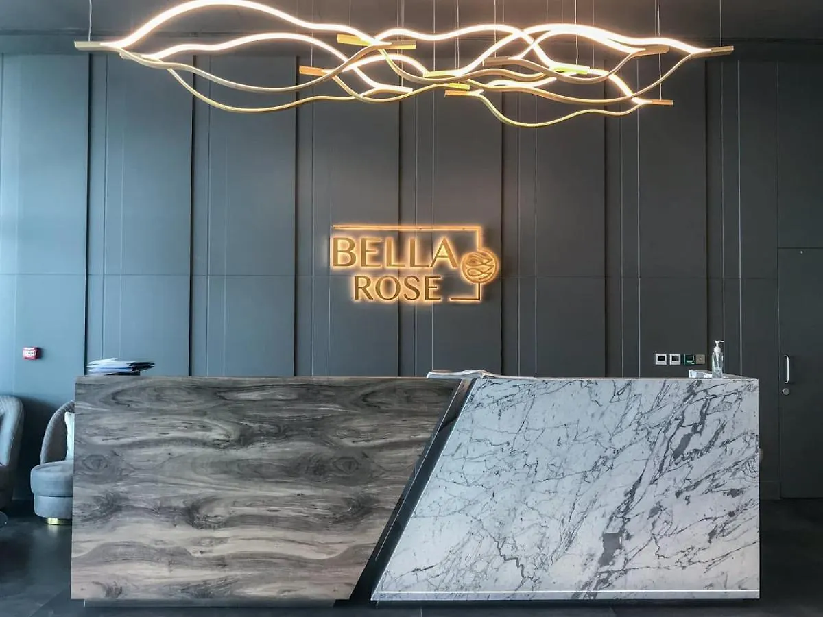 Frank Porter - Bella Rose Dubai 0*,
